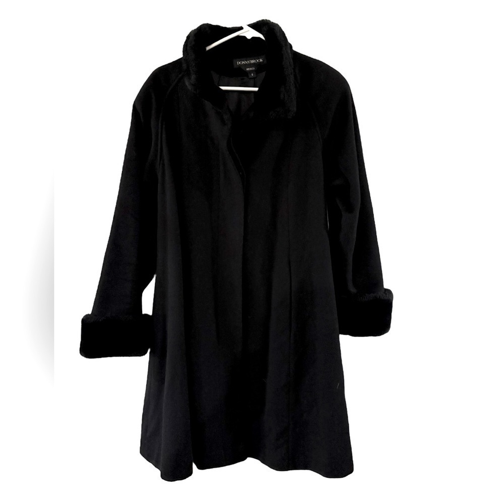 Vintage Donnybrook Black Faux Fur Trimmed Coat 6